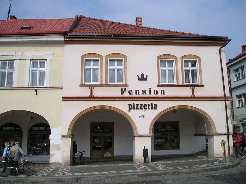 Penzion U Ceske Koruny Jicin Exterior photo